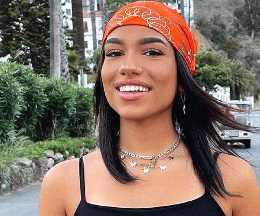 Aisha Mian Age, Wiki, Career, Net Worth, Relationship 2025